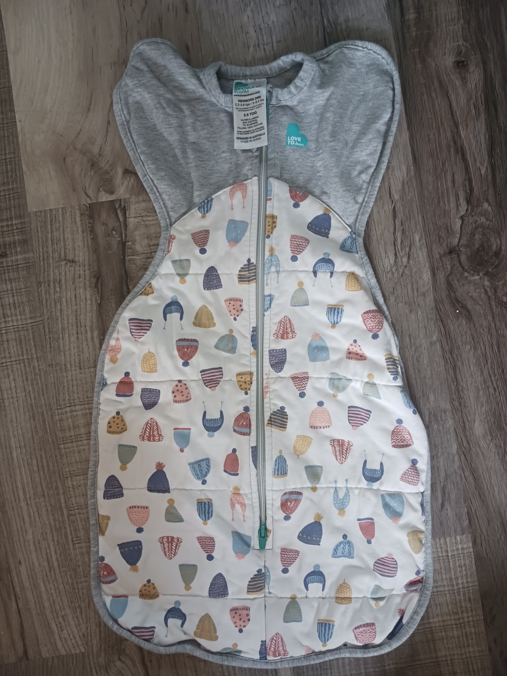 NB Love to Dream Swaddle Sleep Bag in Gray and Multicolor Hat Print